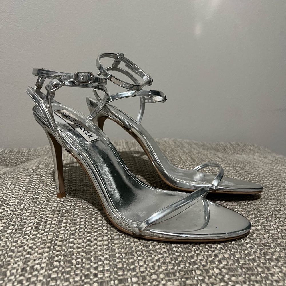 Steve Madden Metallic Silver Heels
